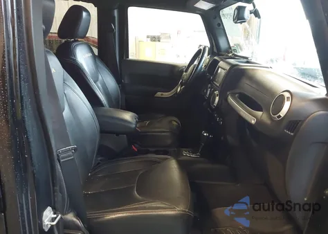 2014 Jeep Wrangler Unlimited Sahara из США, поврежденный, VIN 1C4HJWEG9EL186832